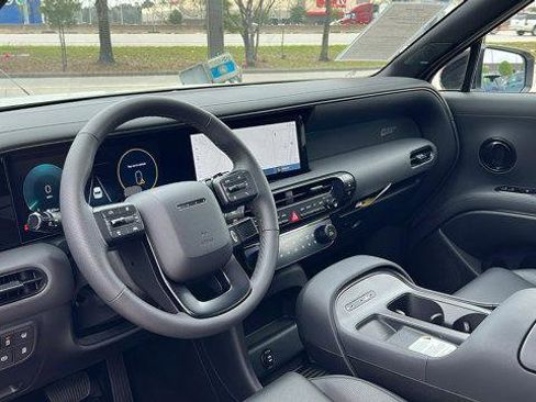 New 2026 Hyundai Palisade XRT Pro image 2