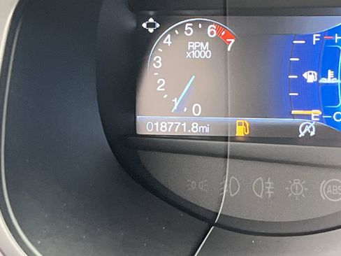 Used 2024 Ford Edge SEL w/ Convenience Package image 16