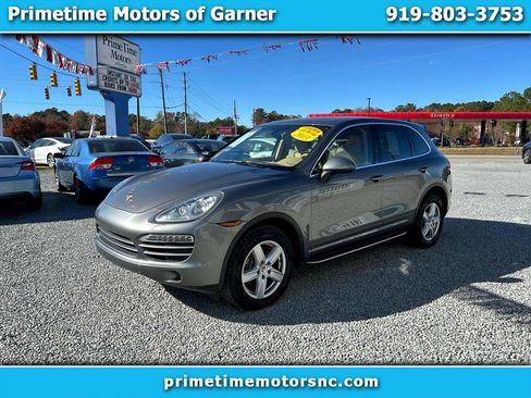 Used 2013 Porsche Cayenne image 1