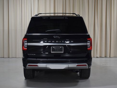 Used 2023 Ford Expedition Platinum image 11