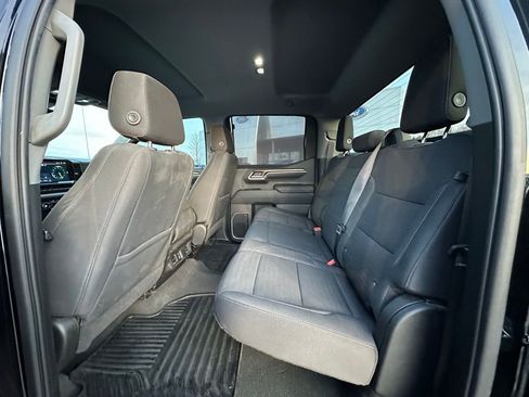 Used 2022 Chevrolet Silverado 1500 LT image 11