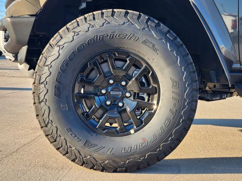 New 2025 Ford Bronco Raptor image 11