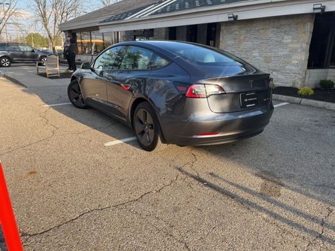 Used 2021 Tesla Model 3 Long Range image 6