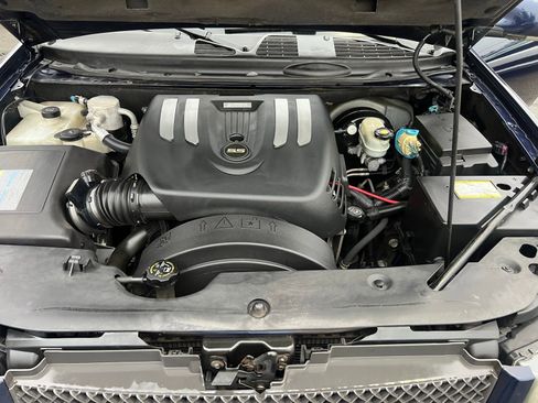 Used 2009 Chevrolet TrailBlazer SS w/ Sun And 6-Disc Cd Package image 11