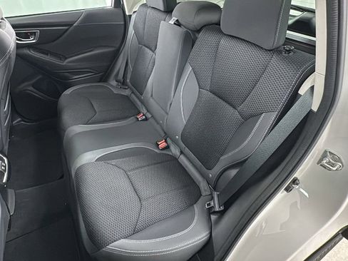 Used 2022 Subaru Forester Premium image 12