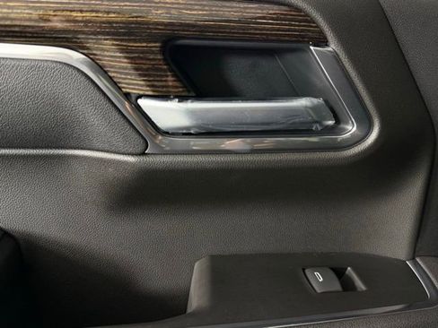 Used 2025 GMC Sierra 1500 Elevation w/ Preferred Package image 24