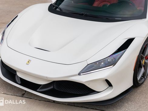 Used 2021 Ferrari F8 Tributo Spider image 6