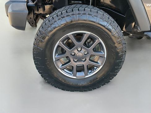 Used 2017 Jeep Wrangler Unlimited Sport w/ Quick Order Package 24S image 38