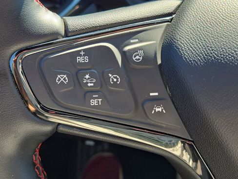 Used 2023 Chevrolet Equinox RS image 29