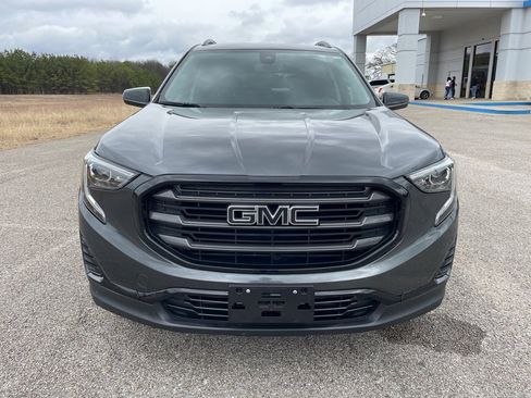 Used 2020 GMC Terrain SLE w/ Driver Convenience Package image 8