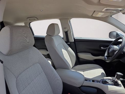 Used 2025 Honda HR-V LX image 12
