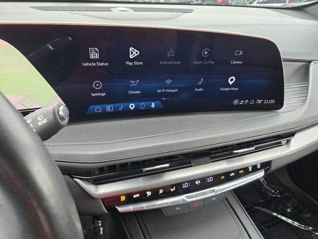 Used 2025 Cadillac XT4 Premium Luxury FWD image 9
