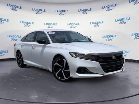 Used 2022 Honda Accord Sport image 2