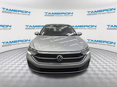 Used 2024 Volkswagen Jetta SE FWD image 8