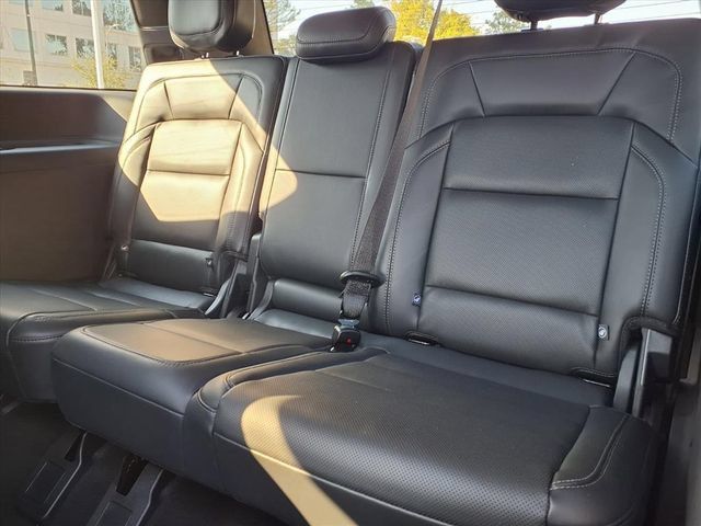 New 2025 Lincoln Navigator Reserve w/ Jet Appearance Package AWD/4WD image 10