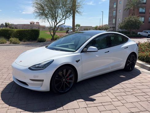 Used 2020 Tesla Model 3 Performance image 6
