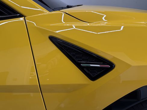 Used 2019 Lamborghini Urus AWD/4WD image 37
