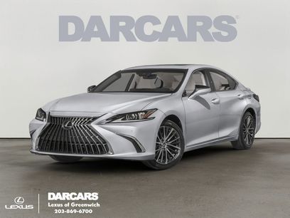 New 2025 Lexus ES 300h w/ Premium Package