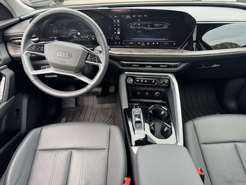 Used 2025 Audi Q5 Premium Plus AWD/4WD image 14