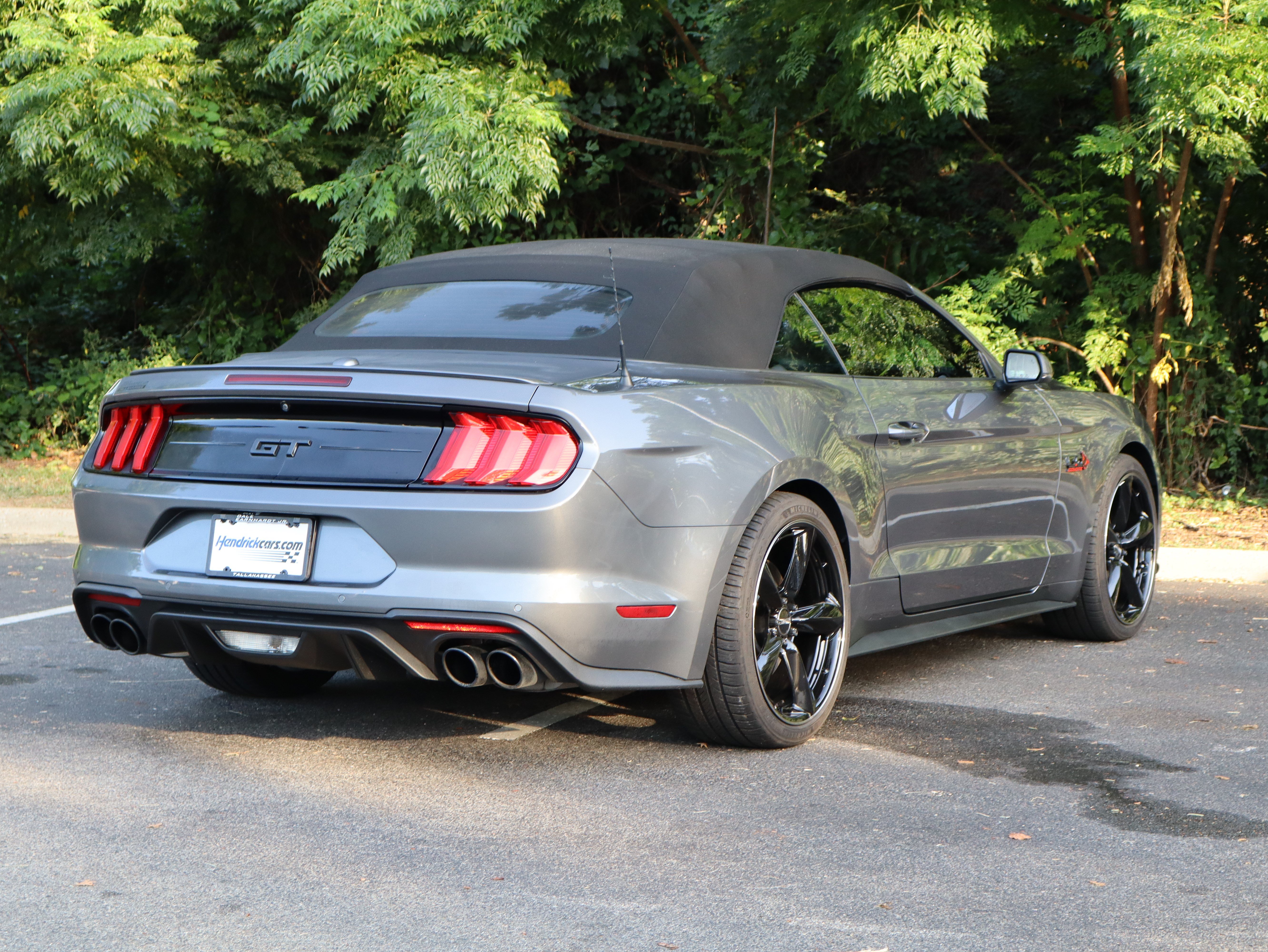 Used 2021 Ford Mustang GT Premium w/ Equipment Group 401A RWD image 10
