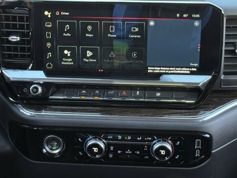 Used 2024 GMC Sierra 1500 Elevation image 17