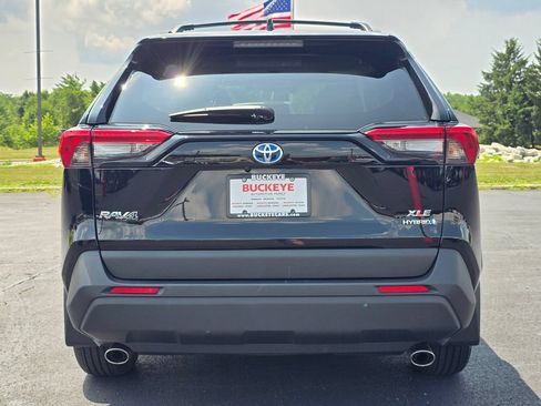 Certified 2023 Toyota RAV4 XLE Premium AWD/4WD image 7