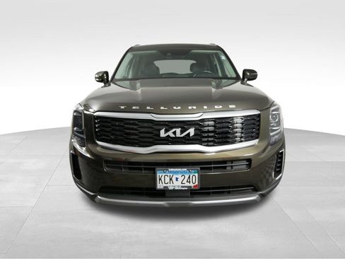 Used 2022 Kia Telluride S AWD/4WD image 3