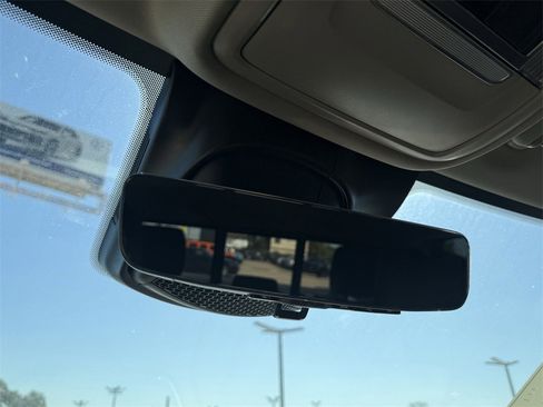 New 2025 RAM 2500 Limited image 22