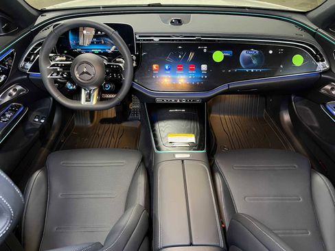 New 2026 Mercedes-Benz E 53 AMG e 4MATIC Sedan image 43