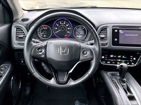 Used 2018 Honda HR-V EX-L image 5
