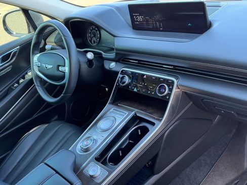 Used 2021 Genesis GV80 2.5T image 11