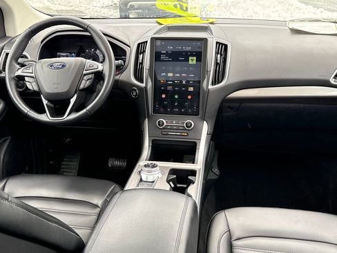 Certified 2024 Ford Edge SEL w/ Convenience Package image 11