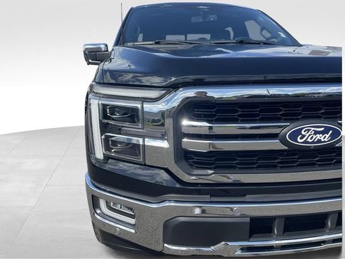 Used 2024 Ford F150 Lariat w/ Equipment Group 502A High AWD/4WD image 18