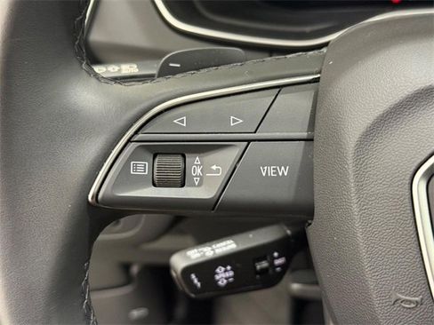 Certified 2025 Audi Q5 2.0T Premium image 16