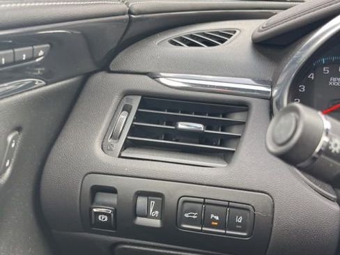 Used 2018 Chevrolet Impala Premier w/ Premier Confidence Package image 8