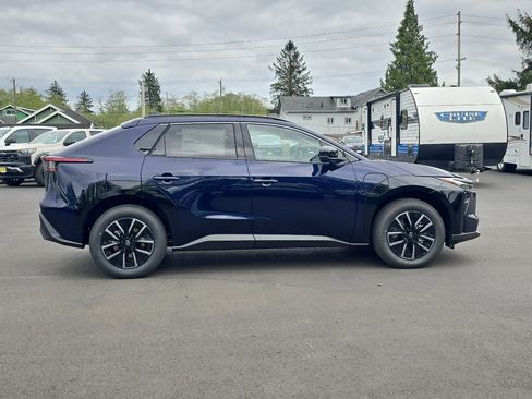 New 2026 Toyota bZ FWD image 7