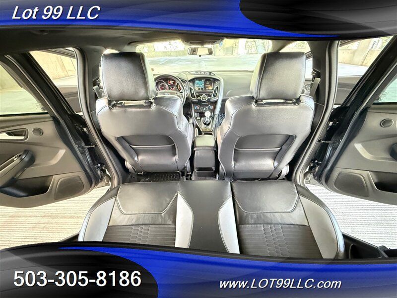 Used 2017 Ford Focus ST w/ Equipment Group 401A FWD image 49
