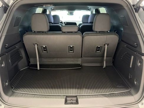 New 2026 Chevrolet Traverse LT w/ Driver Confidence Package AWD/4WD image 14