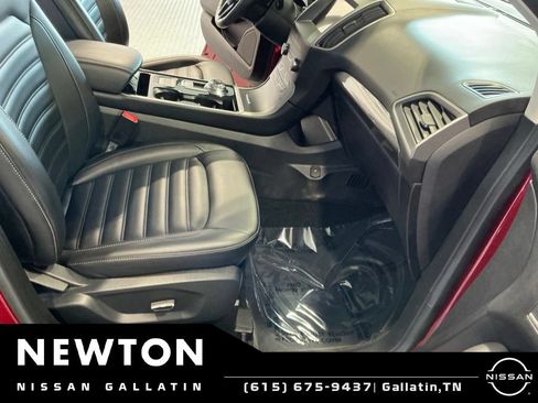 Used 2019 Ford Edge SEL w/ Equipment Group 201A AWD/4WD image 14
