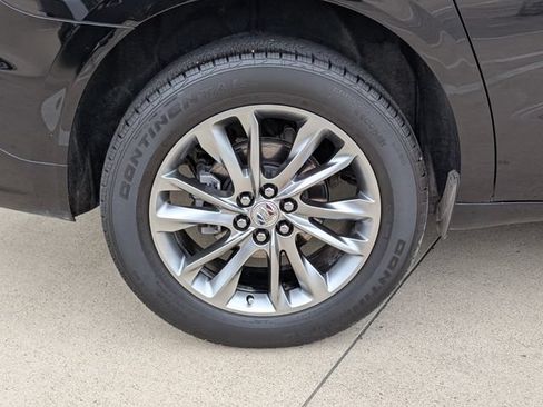 Used 2024 Buick Enclave Avenir w/ Avenir Technology Package FWD image 3
