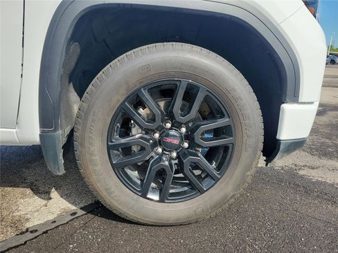 Used 2023 GMC Sierra 1500 Elevation AWD/4WD image 6