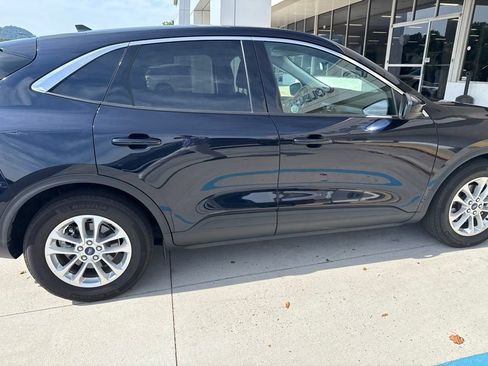 Used 2021 Ford Escape SE w/ Convenience Package FWD image 8