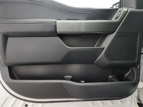 Used 2022 Ford F150 XLT w/ Equipment Group 302A High image 19