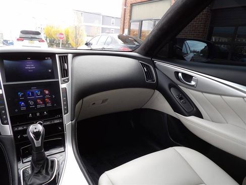 Used 2021 INFINITI Q50 Luxe w/ All Weather Package image 15