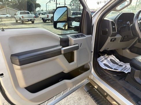 Used 2019 Ford F250 XLT image 18