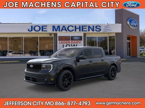 New 2026 Ford Maverick Lobo image 3