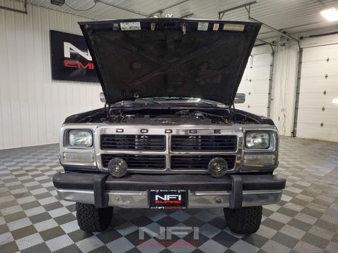 Used 1993 Dodge D/W Truck 250 AWD/4WD image 57