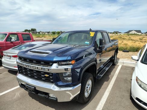 Certified 2022 Chevrolet Silverado 2500 LT w/ Convenience Package AWD/4WD image 7