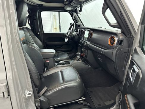 Used 2021 Jeep Gladiator Mojave AWD/4WD image 13