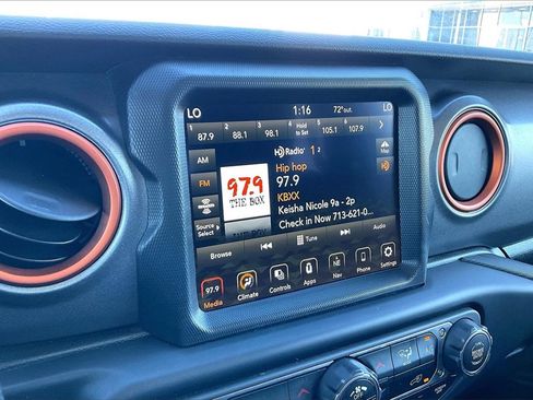 Used 2023 Jeep Gladiator Mojave image 26